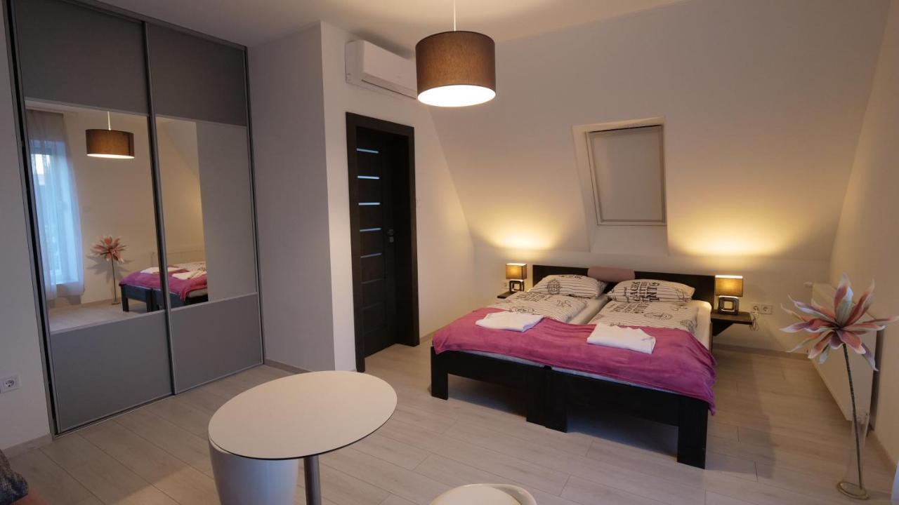 Anna Villa Fuered Boutique Rooms Balatonfured Exterior photo